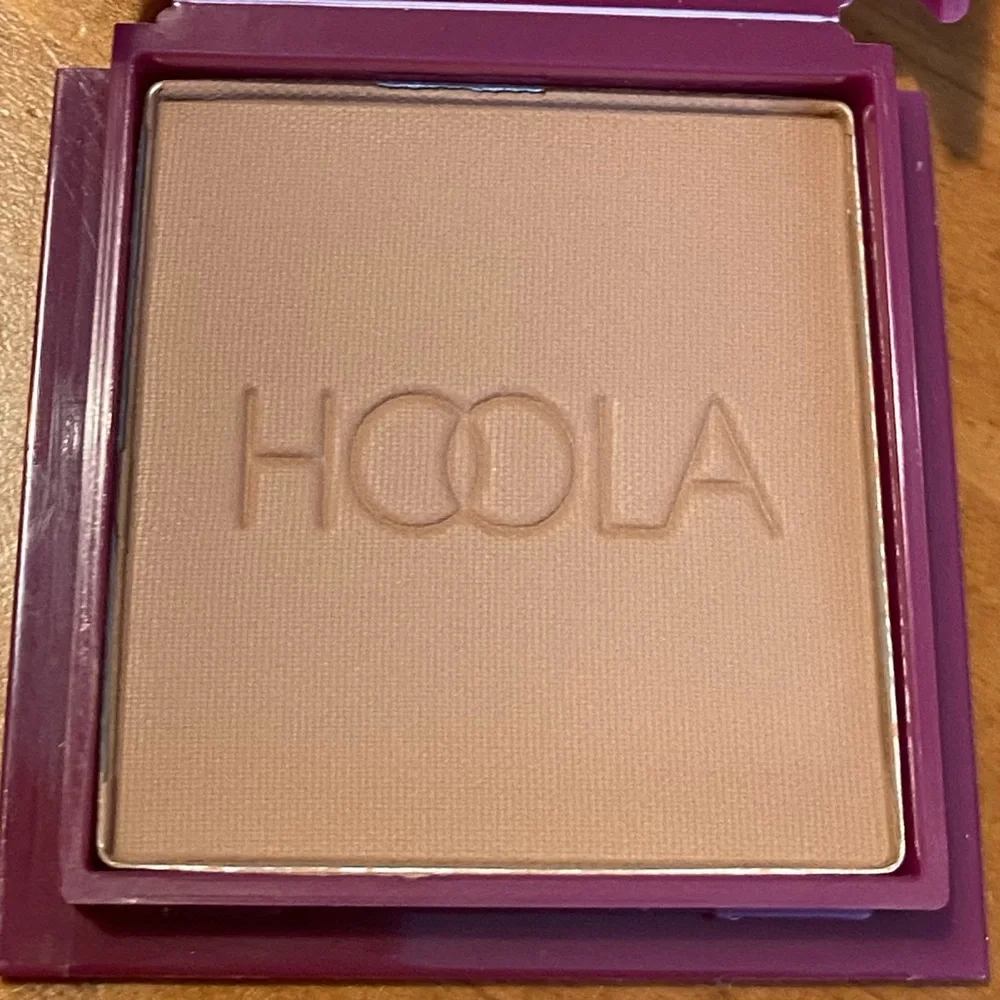 Benefit HOOLA Bronzer